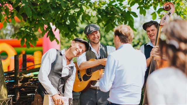 Berkley Brothers - Mobiel Akoestisch Trio voor bruiloft, receptie en diner, foto 2