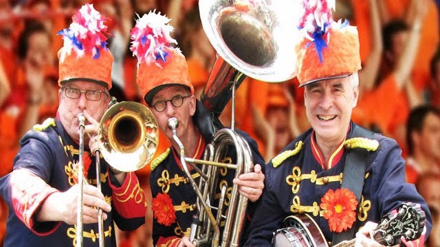 Muziek op maat - Muzikaal Maatwerk, foto 1 Muziek op maat - Muzikaal Maatwerk, live muziek optreden, foto 1