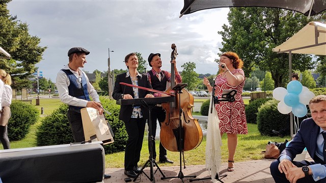 Vera and Friends jazz Vera and Friends jazz