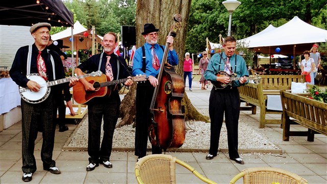 The Oldies live muziek in een natuurgebied The Oldies live muziek in een natuurgebied