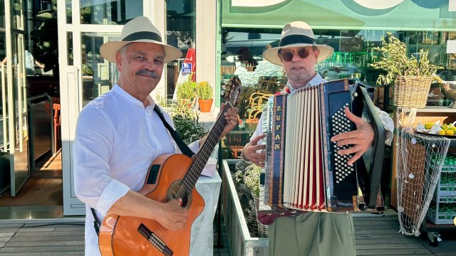 Cafe Bellevue mobiele muziek Cafe Bellevue mobiele muziek