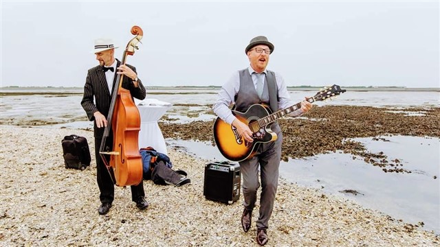 Cocktail Nuts akoestische achtergrondmuziek