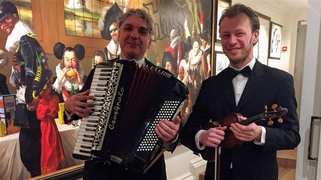 Zanger Accordeonist Antonio ierse folk muziek Zanger Accordeonist Antonio ierse folk muziek