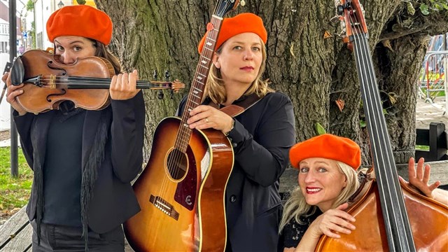 Jennys Roses officieel boeken als Allround dames duo trio
