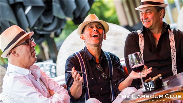 Amigos Latinos akoestische achtergrondmuziek Amigos Latinos akoestische achtergrondmuziek