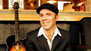 Zanger Gitarist Jackbox - Watermolen De Singraven Denekamp voor feest, bruiloft en evenement