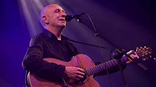 Zanger Gitarist Miele - Zalencentrum De Hoendrik Herveld voor feest, bruiloft en evenement