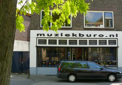muziek band of dj bij Restaurant Het Onland Doetinchem?